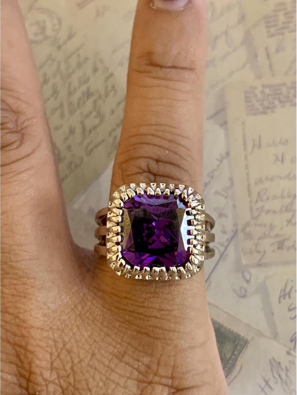 Vintage Purple Gem Statement Ring - Picture 2 of 2